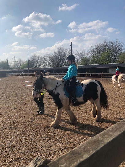 Foxhills Riding centre