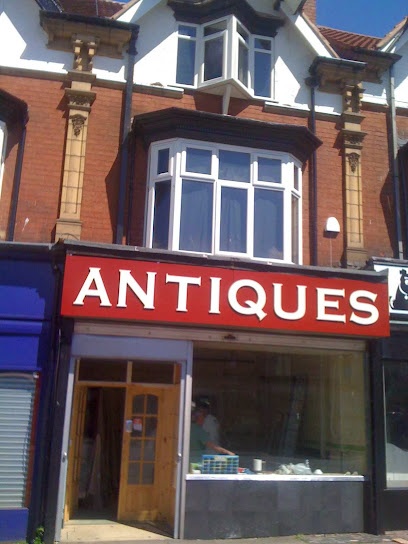 Julian's Antiques